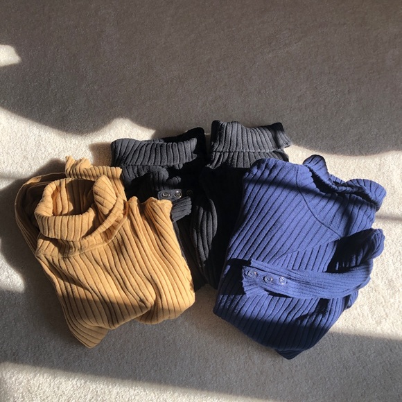 All 4 Charter Club Turtleneck Sweaters. All size Large. 1 Black that is P/L. - Picture 2 of 16